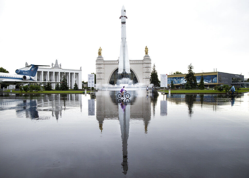 APTOPIX Virus Outbreak Russia Moscow